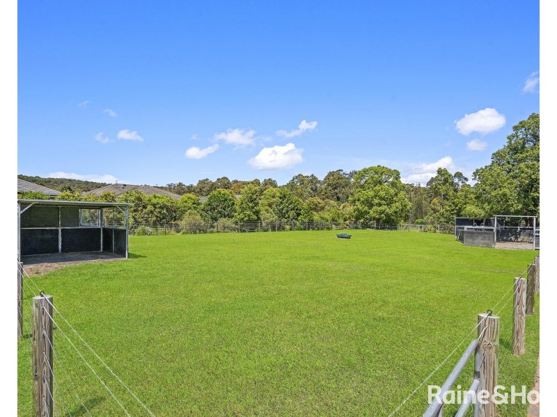 51 Burton Road, Eleebana NSW 2282