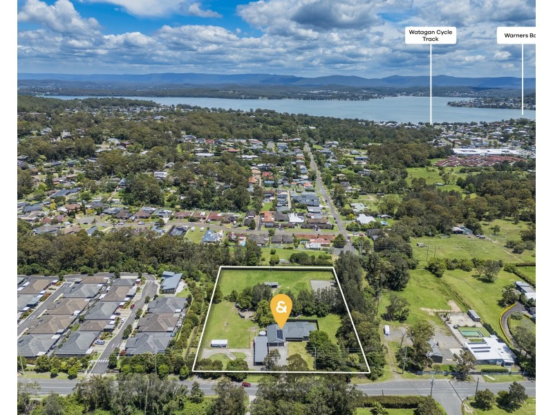 51 Burton Road, Eleebana NSW 2282