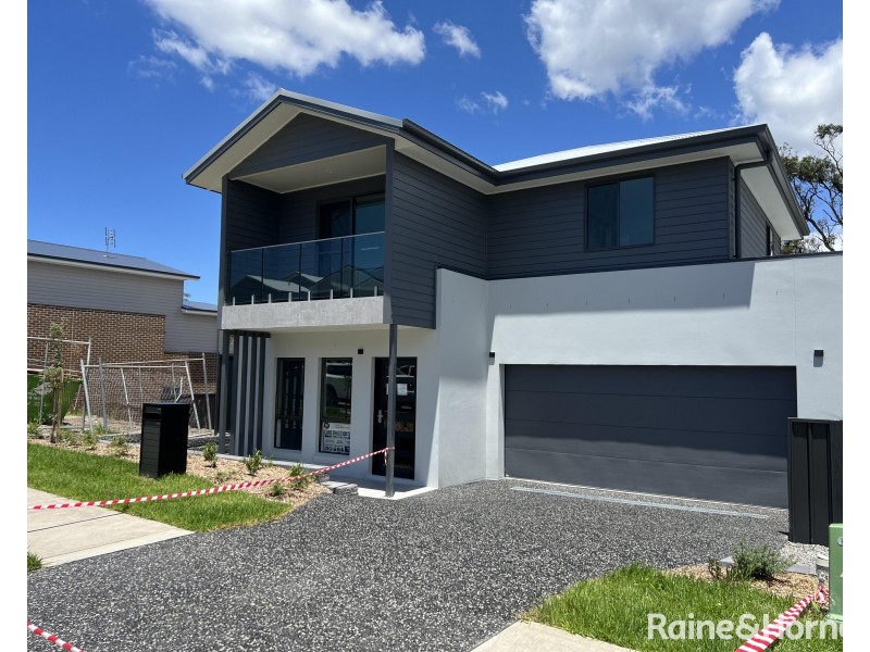 65 Butterworth Street, Cameron Park NSW 2285