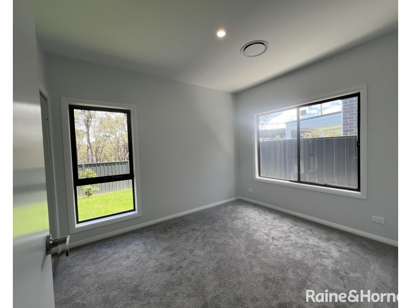 65 Butterworth Street, Cameron Park NSW 2285