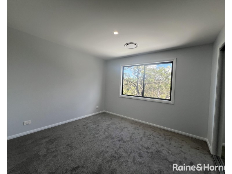 65 Butterworth Street, Cameron Park NSW 2285