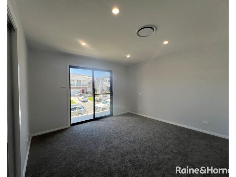 65 Butterworth Street, Cameron Park NSW 2285