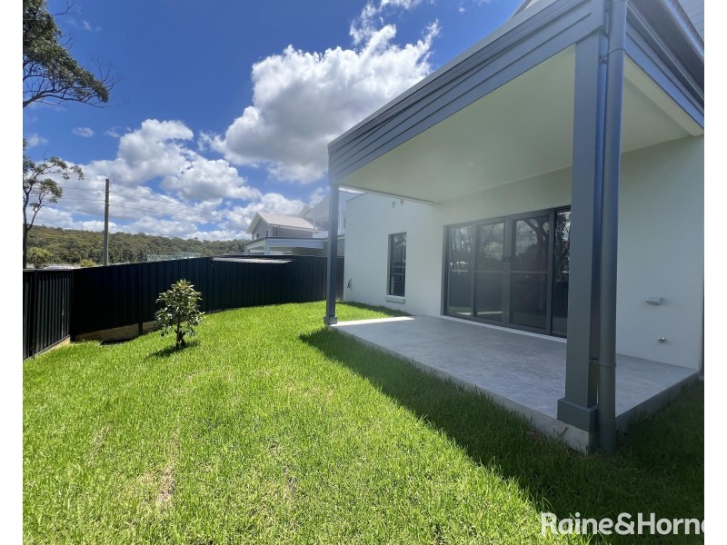 65 Butterworth Street, Cameron Park NSW 2285