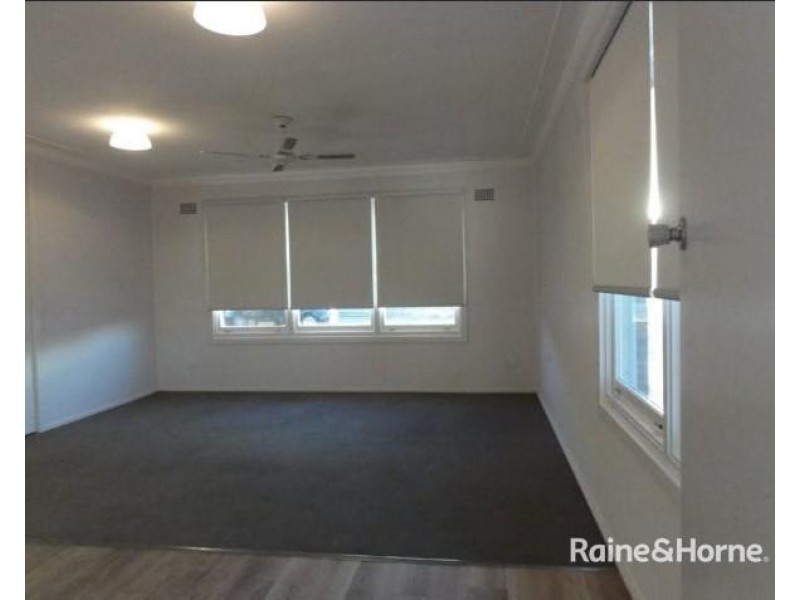 1/126 Turton Road, Waratah NSW 2298