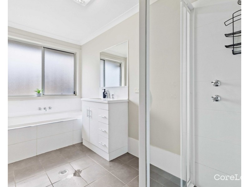 24 Tempranillo Crescent, Cessnock NSW 2325