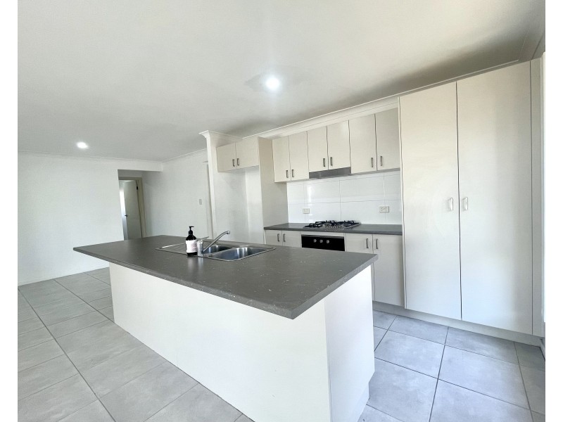 24 Tempranillo Crescent, Cessnock NSW 2325