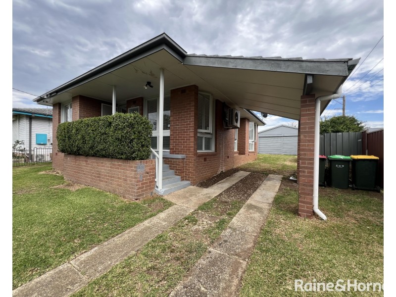 72 Lawson Avenue, Woodberry NSW 2322