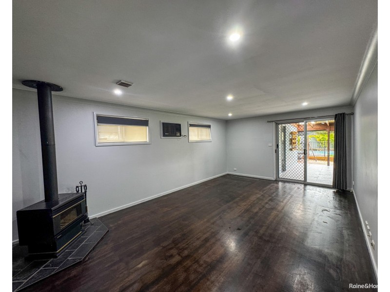 4 Tona Close, Edgeworth NSW 2285