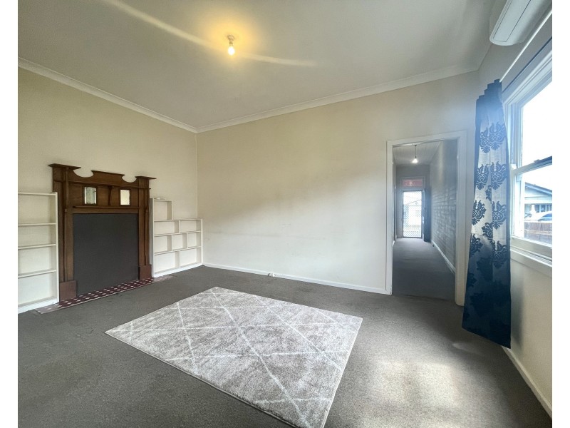 136 Deakin Street, Kurri Kurri NSW 2327