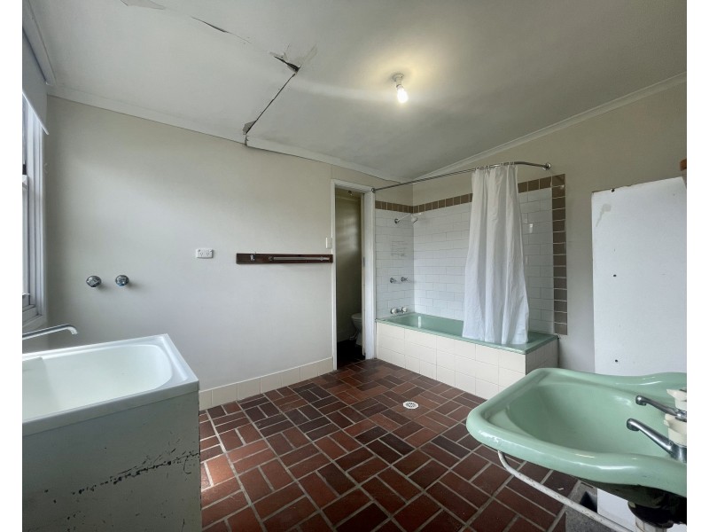 136 Deakin Street, Kurri Kurri NSW 2327