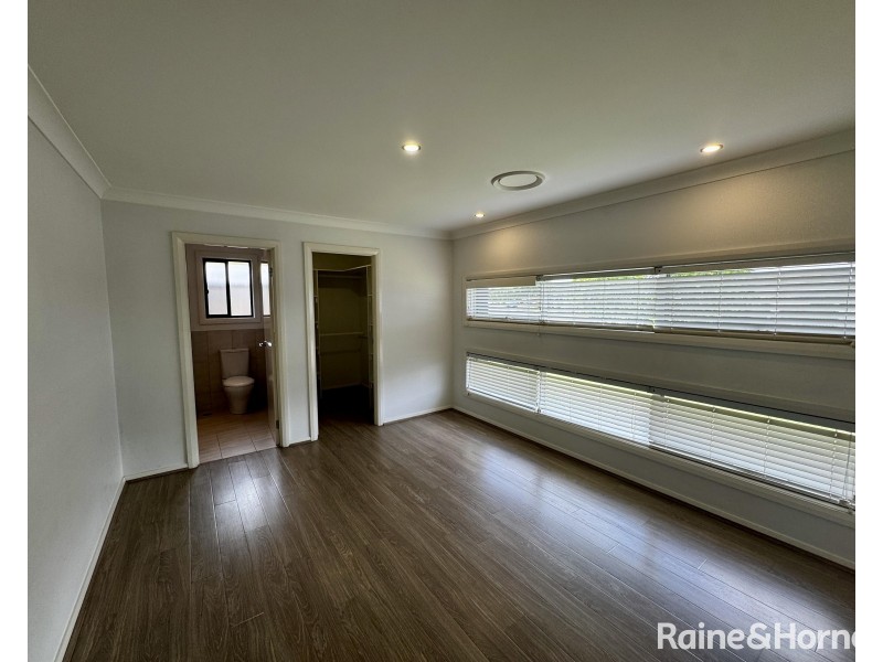 1 Sandpiper Circuit, Aberglasslyn NSW 2320