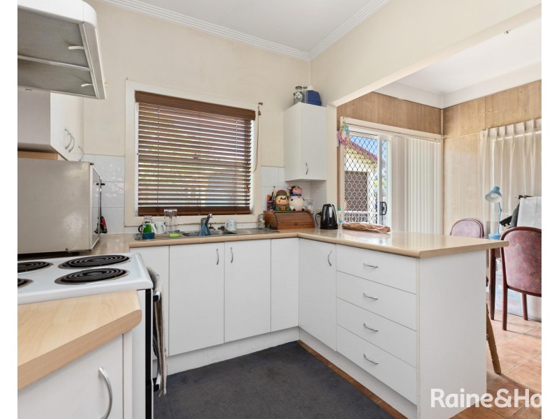 5 Taylor Street, Cardiff NSW 2285