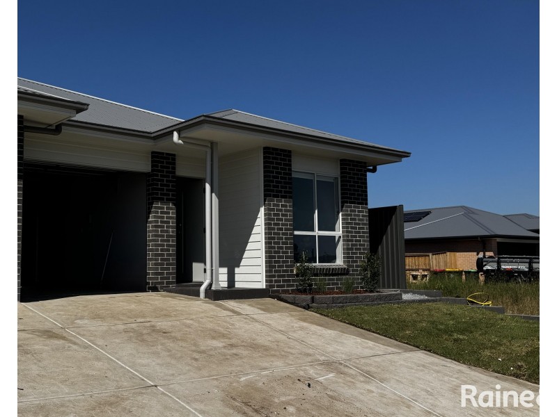 23 Trevallyn Avenue, Lochinvar NSW 2321