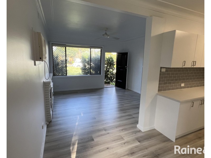 70 Grandview Road, New Lambton Heights NSW 2305