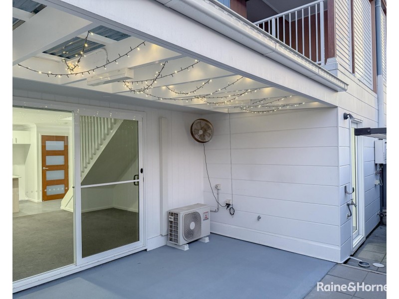 2/10 Minmi Road, Edgeworth NSW 2285
