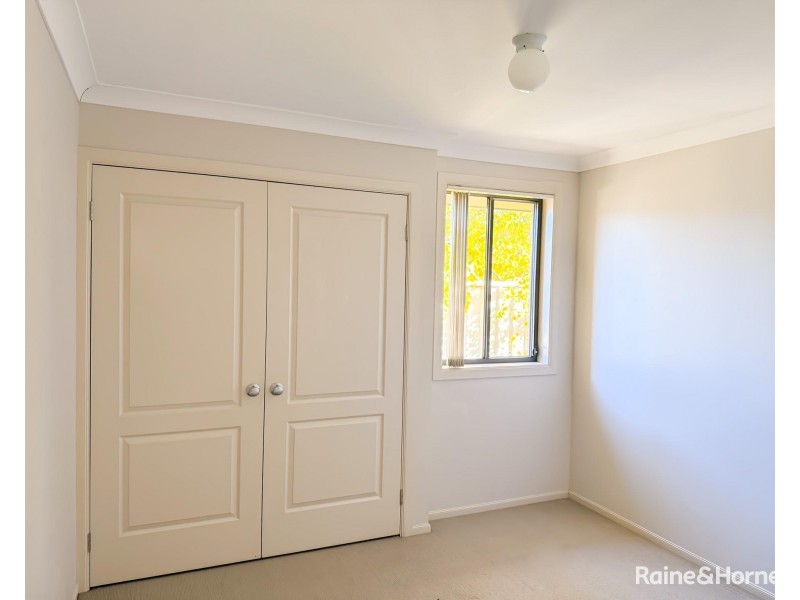 1/76 Brigantine Street, Rutherford NSW 2320