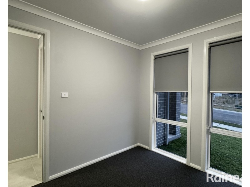 6 Integrity Street, Cameron Park NSW 2285