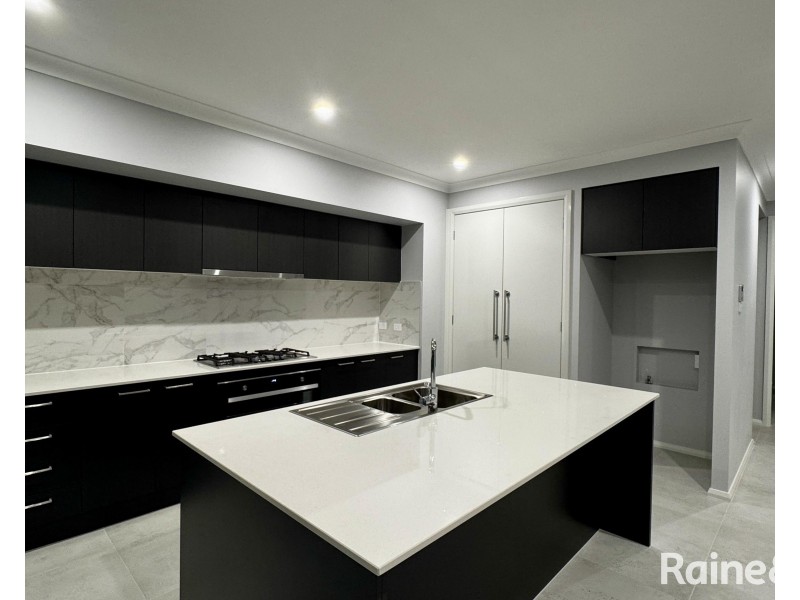 6 Integrity Street, Cameron Park NSW 2285