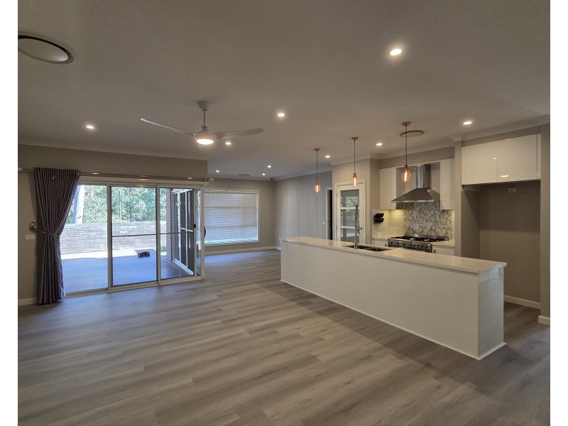 49 Blackwood Circuit, Cameron Park NSW 2285