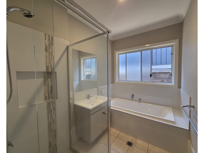49 Blackwood Circuit, Cameron Park NSW 2285