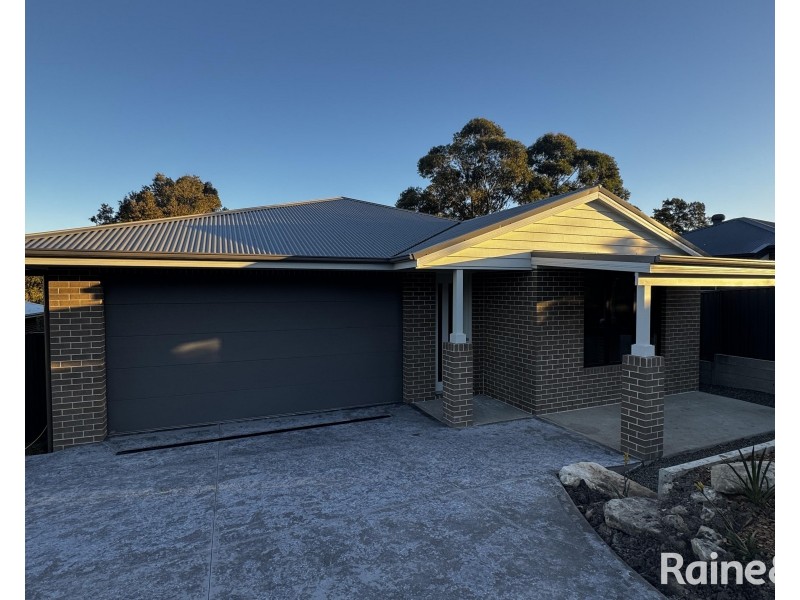 10 Steam Close, West Wallsend NSW 2286