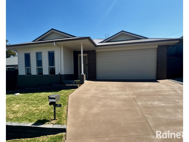 4 Silver Gum Circuit, Edgeworth NSW 2285