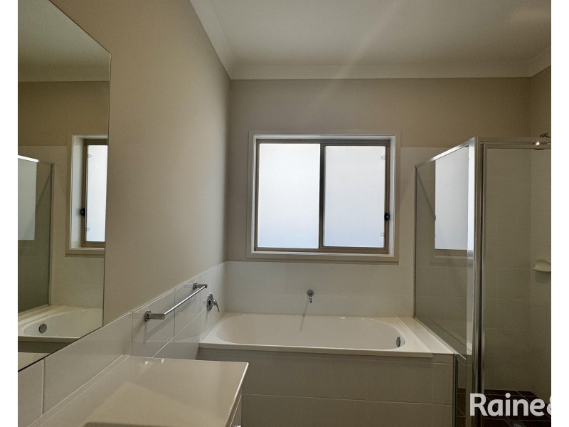 4 Silver Gum Circuit, Edgeworth NSW 2285