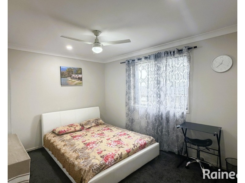 16 Ridgemont Avenue, Cameron Park NSW 2285