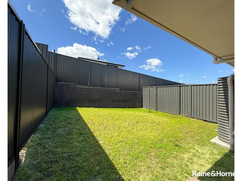 2/55 Pembroke Avenue, Edgeworth NSW 2285