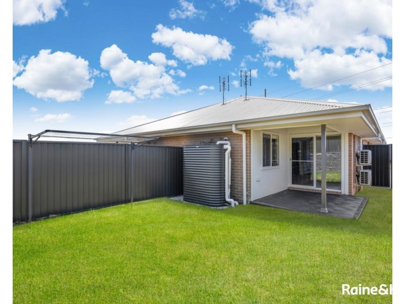 2/55 Pembroke Avenue, Edgeworth NSW 2285