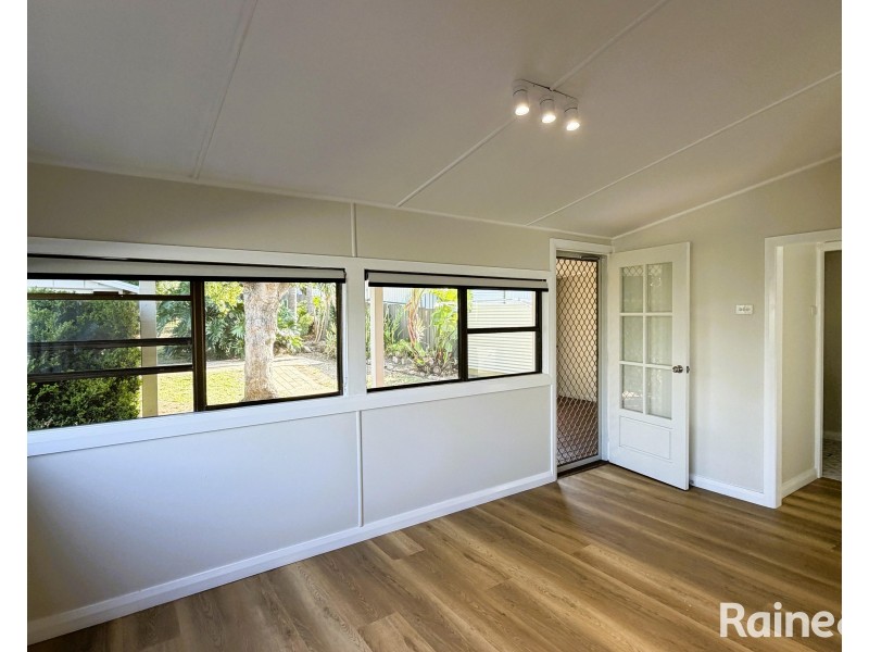 30 Queen Street, Rutherford NSW 2320