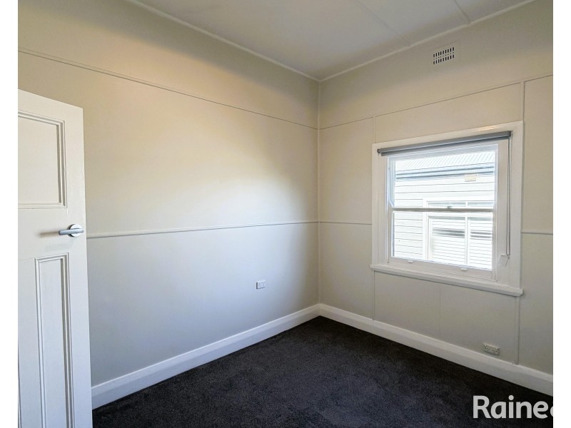 30 Queen Street, Rutherford NSW 2320