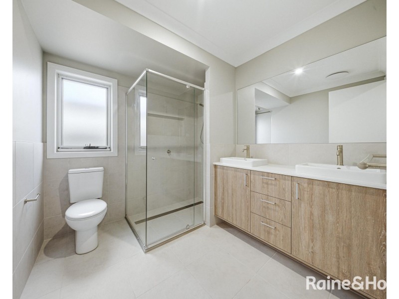 43 Morningstar Crescent, North Rothbury NSW 2335