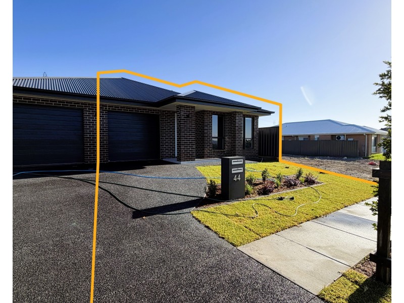 44 Broadmeadow Way, Edgeworth NSW 2285