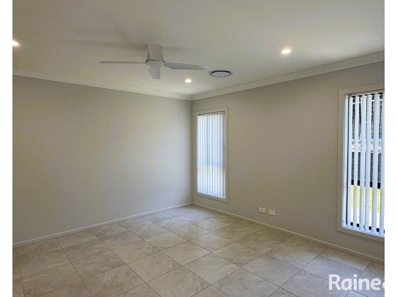 44 Broadmeadow Way, Edgeworth NSW 2285