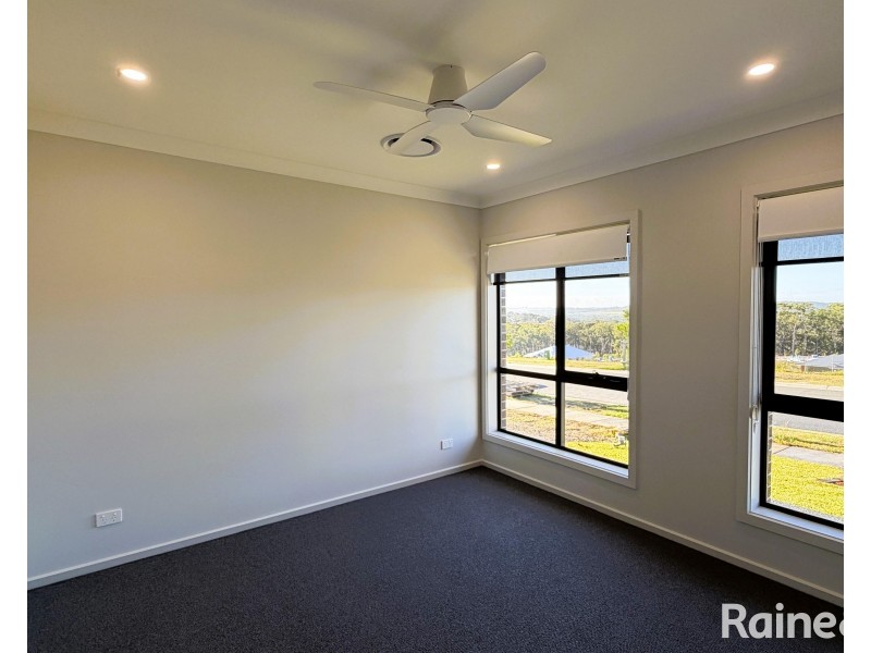 44 Broadmeadow Way, Edgeworth NSW 2285
