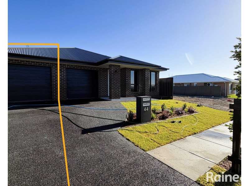 44a Broadmeadow Way, Edgeworth NSW 2285