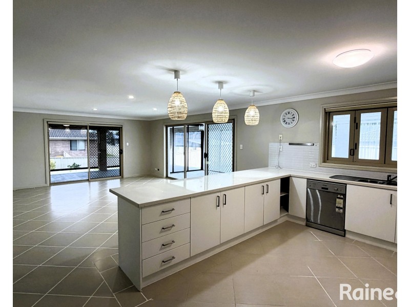 13 Devon Street, Greta NSW 2334