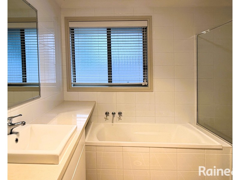 13 Devon Street, Greta NSW 2334