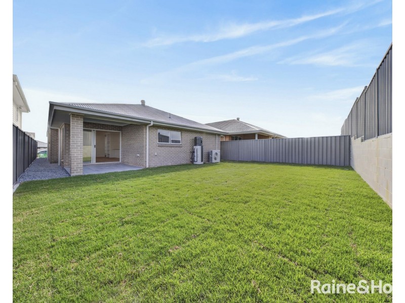 17 Cappella Street, North Rothbury NSW 2335