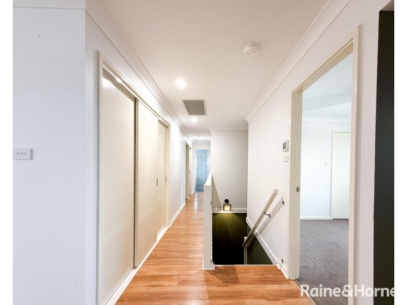 10 Tenyo Street, Cameron Park NSW 2285
