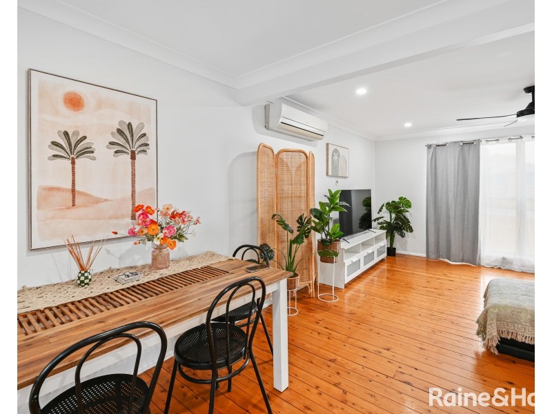 1 Unicomb Close, Rutherford NSW 2320
