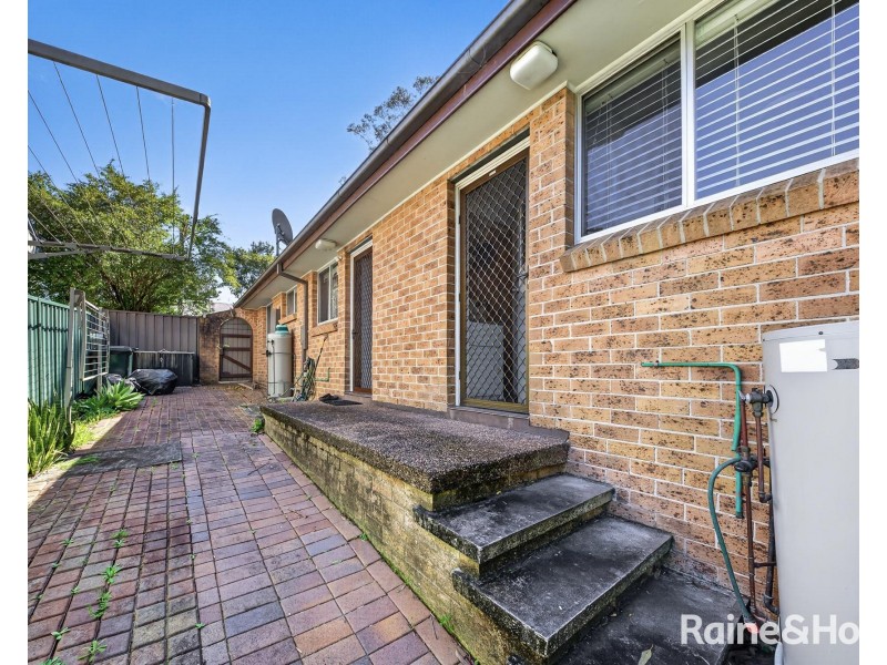 2/10 Tyrell Street, Tenambit NSW 2323