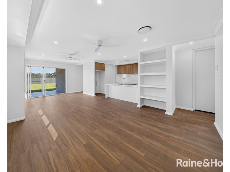 28 Karinyup Circuit, Heddon Greta NSW 2321