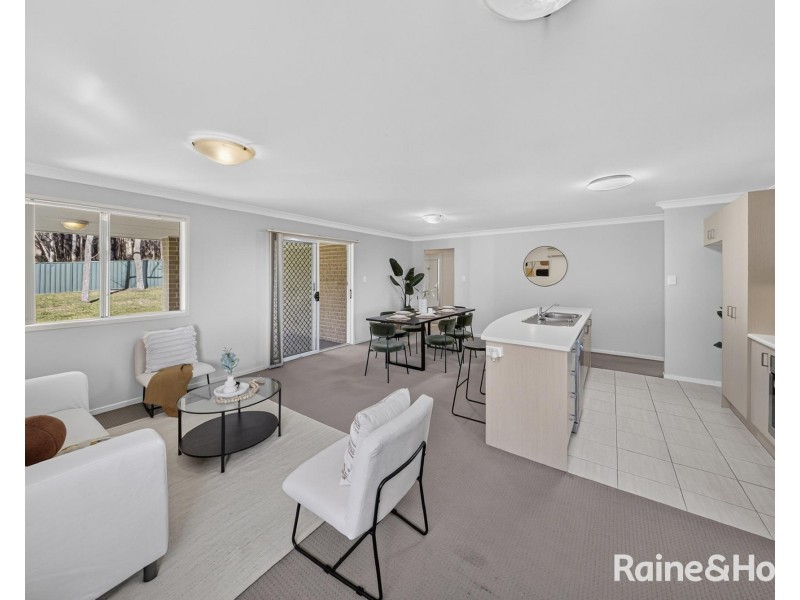13 Coolabah Close, Fletcher NSW 2287