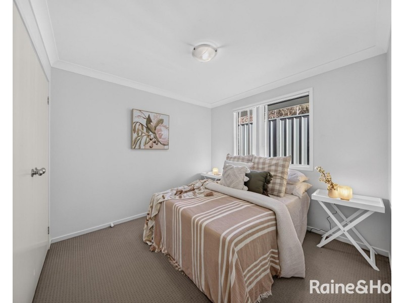 13 Coolabah Close, Fletcher NSW 2287
