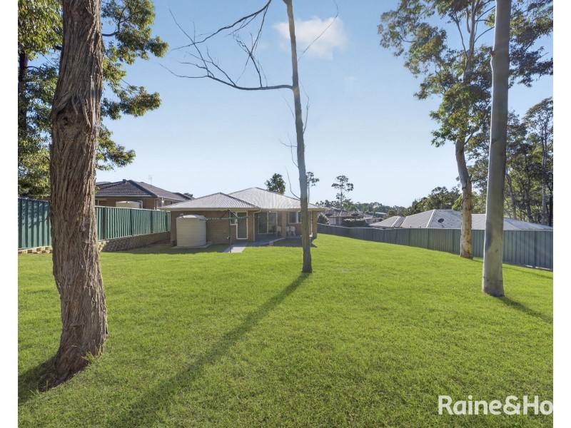 13 Coolabah Close, Fletcher NSW 2287