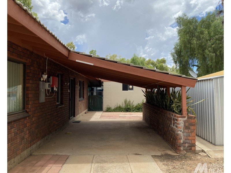 13 Plowman Street, Gillen NT 0870