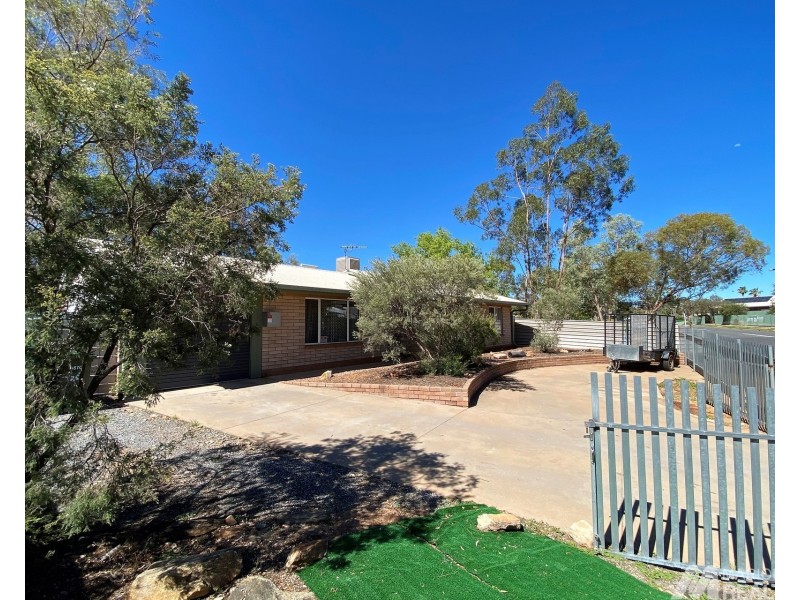 66 Lyndavale Drive, Larapinta NT 0875