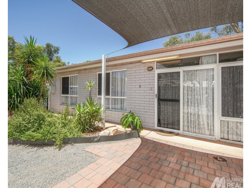 1/8 Baker Court, Larapinta NT 0875